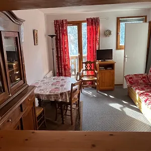 la-lonzagne.hotels-rhonealpes.com/